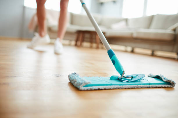 Mopurile plate: instrumente esențiale de curățenie pentru o casă impecabilă